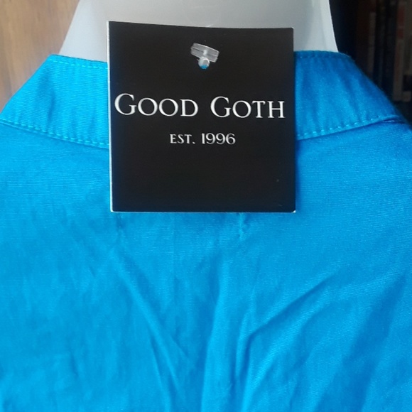 Good Goth - Picture 5 of 6